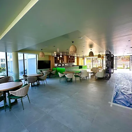 Cove Garden C34